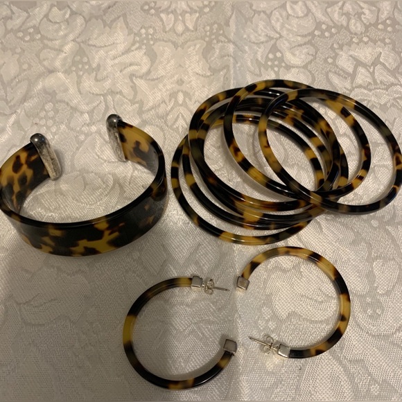 Tortoise Shell Plastic Set Earring/ Cuff/Bangle - Picture 2 of 3